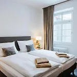 Gutshotel Weingut Schloss Reinhartshausen Hotel