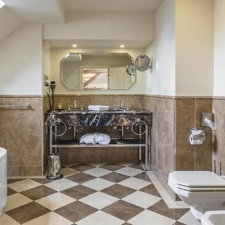 Gutshotel Weingut Schloss Reinhartshausen * Eltville am Rhein