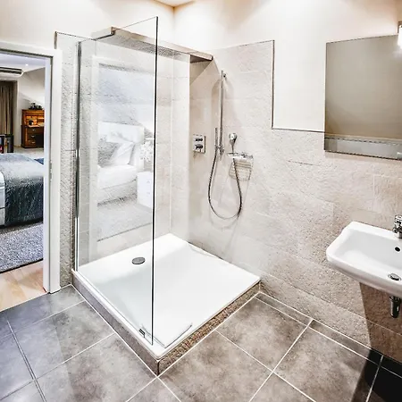 Gutshotel Weingut Schloss Reinhartshausen Hotel