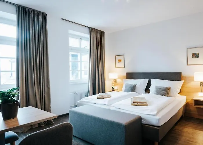 Gutshotel Weingut Schloss Reinhartshausen Hotel *