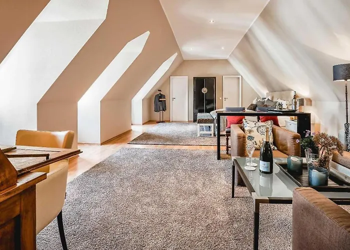 Gutshotel Weingut Schloss Reinhartshausen *