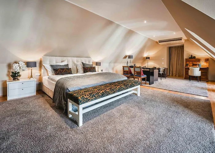 Gutshotel Weingut Schloss Reinhartshausen Hotel